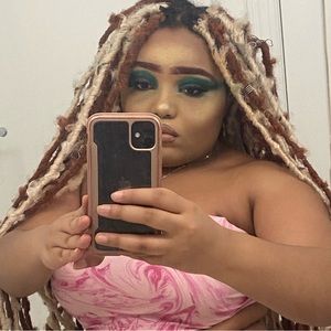 Meet your Posher, Jada